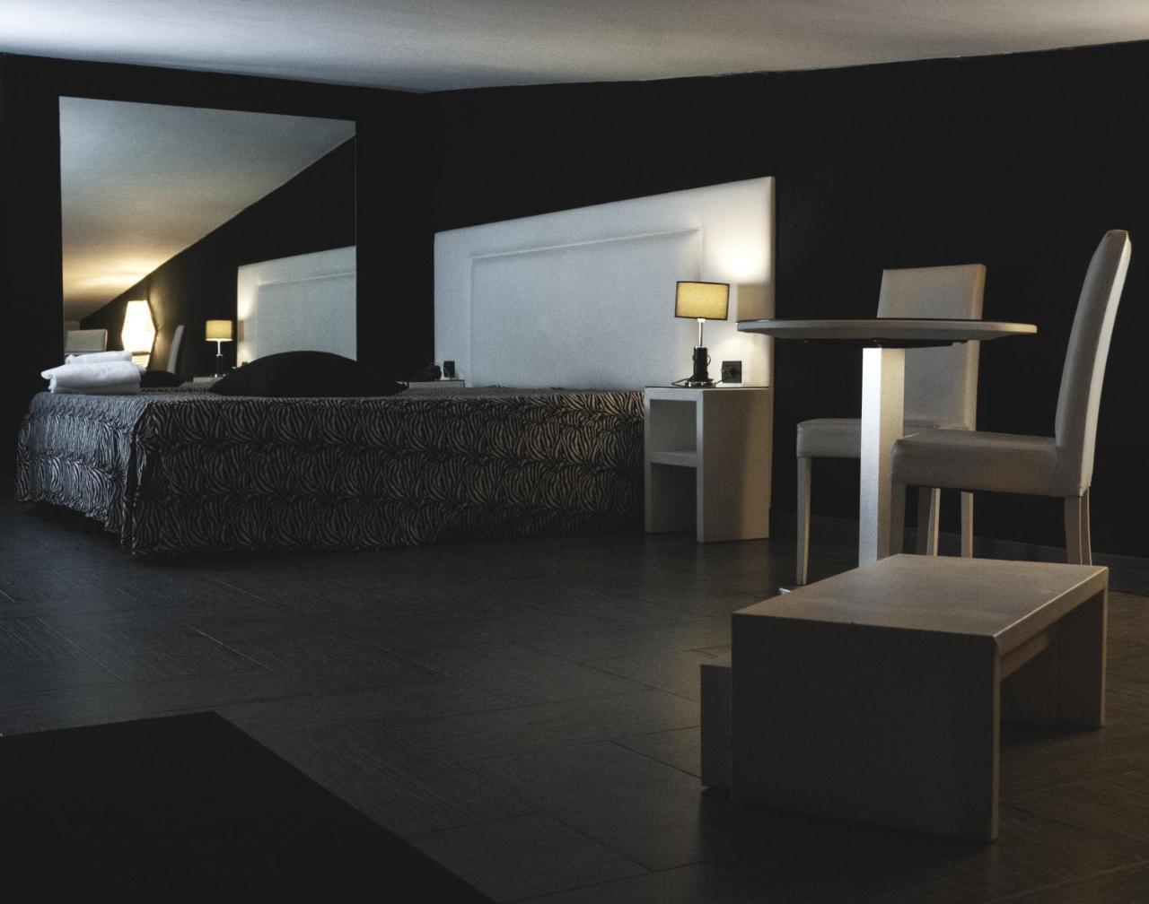 Hotel Masaniello Luxury كازوريا المظهر الخارجي الصورة