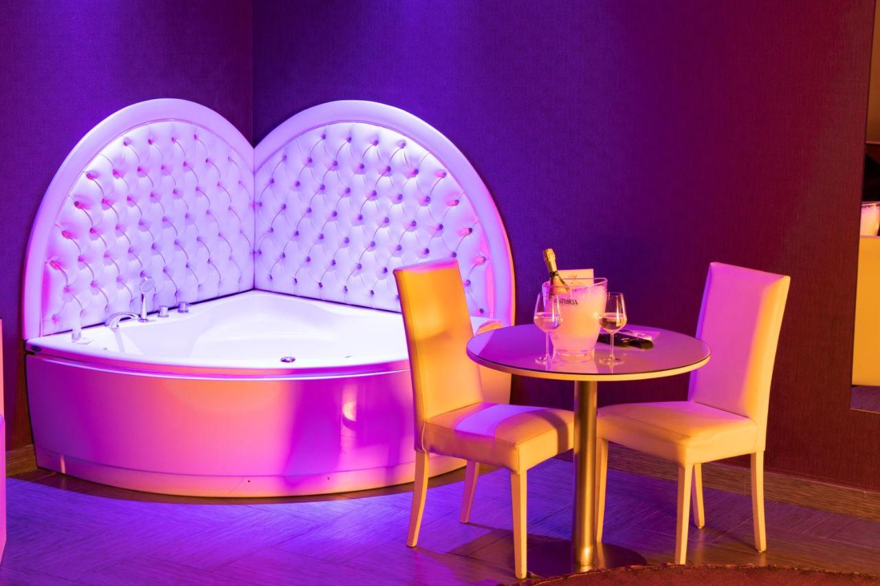 Hotel Masaniello Luxury كازوريا المظهر الخارجي الصورة