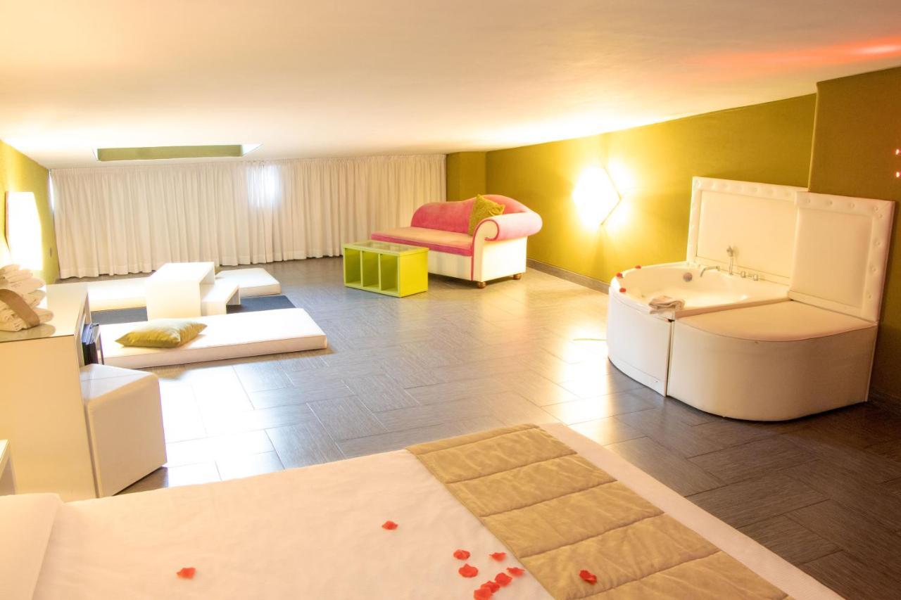Hotel Masaniello Luxury كازوريا المظهر الخارجي الصورة